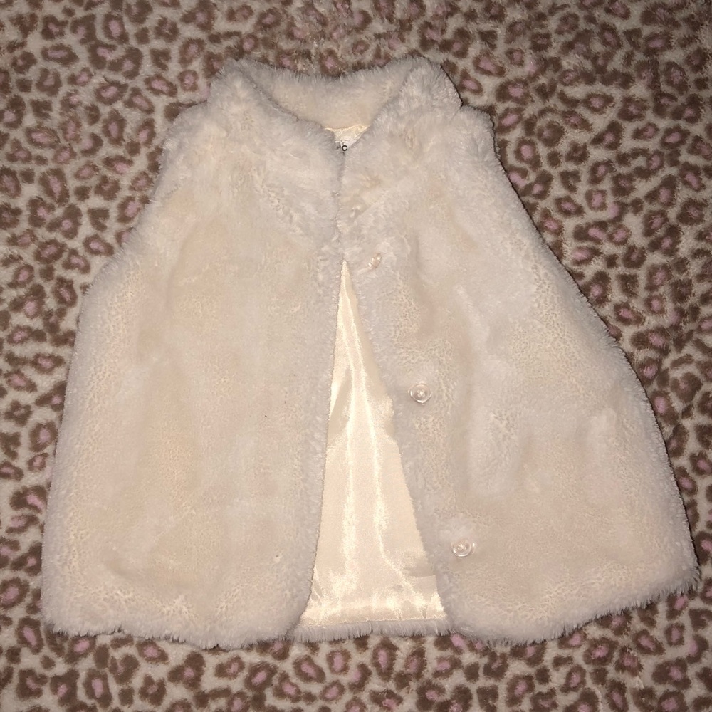 Epic Threads toddler vest | 3T | Fur | White